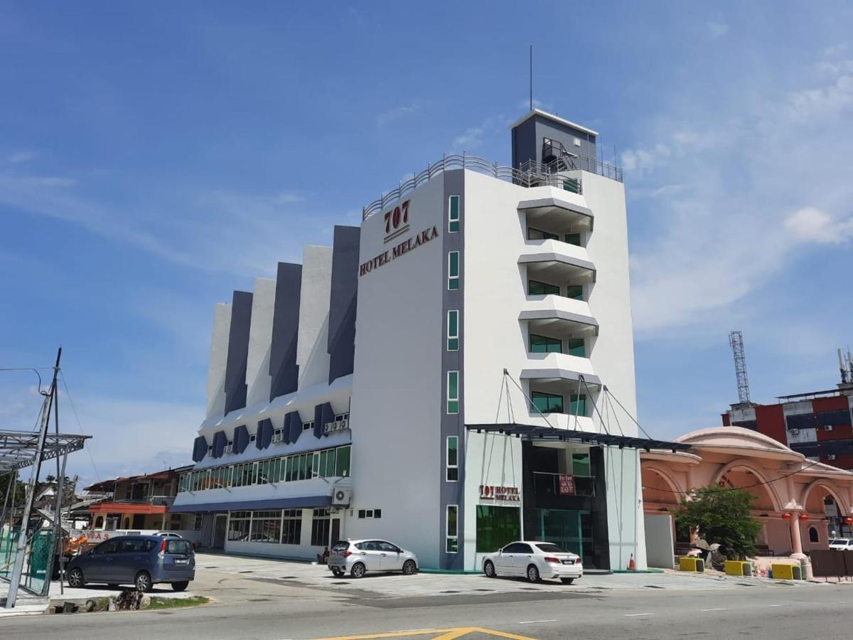 Hotel 707 *