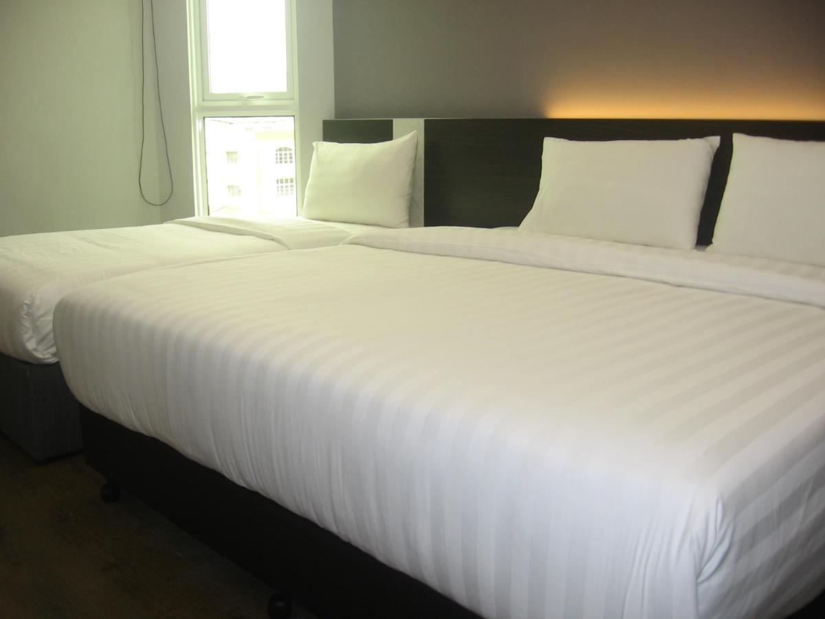 707 Hotel